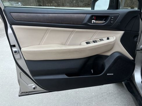 Used 2019 Subaru Outback 2.5i Limited image 23