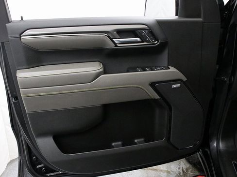 Certified 2024 Chevrolet Silverado 1500 ZR2 w/ Technology Package image 25