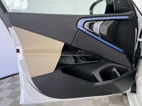 Used 2026 BMW X3 M50 w/ Premium Package image 10