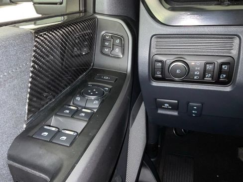 New 2026 Ford F250 Lariat w/ Black Appearance Package AWD/4WD image 21