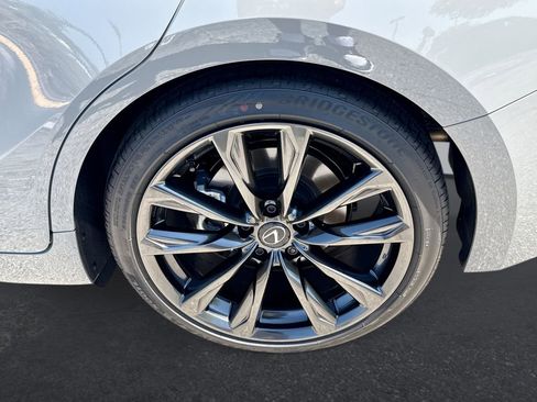 Used 2025 Lexus IS 350 F Sport RWD image 31