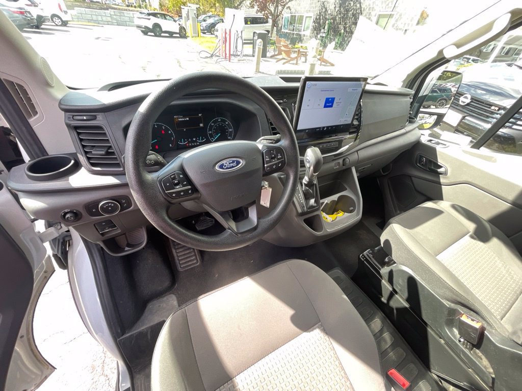 Used 2024 Ford Transit 350 XLT RWD image 9