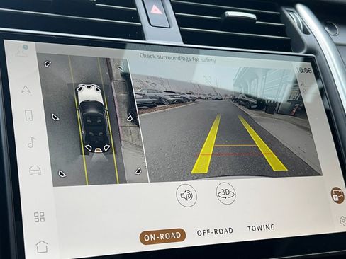 New 2026 Land Rover Discovery Limited Edition image 21