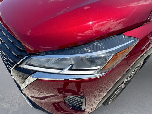 Used 2024 Nissan Kicks SV FWD image 12