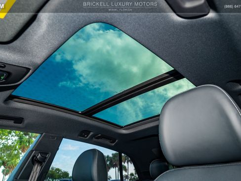 Used 2025 Audi Q8 Prestige image 28