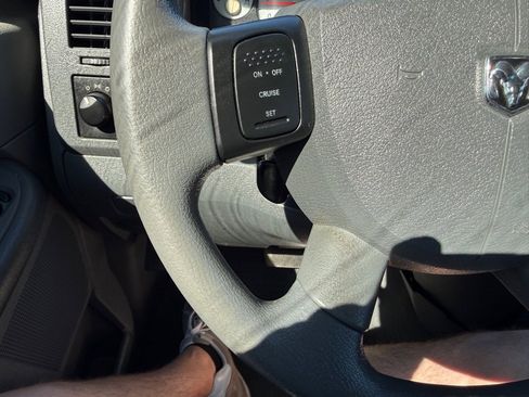 Used 2008 Dodge Ram 1500 Truck ST image 27