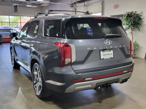 Used 2024 Hyundai Palisade Limited AWD/4WD image 7