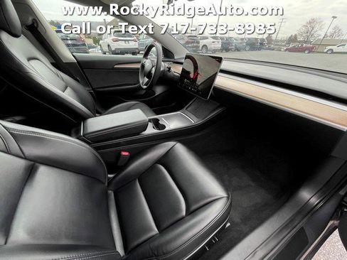 Used 2023 Tesla Model 3 Standard Range image 11