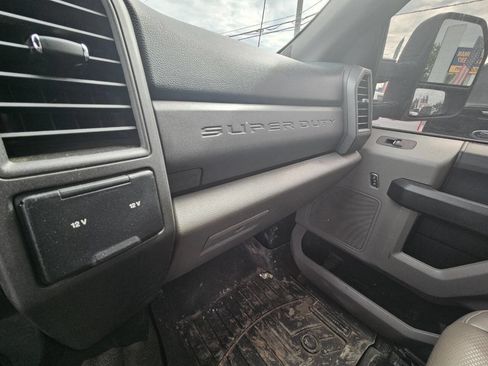 Used 2019 Ford F250 XL w/ STX Appearance Package AWD/4WD image 25