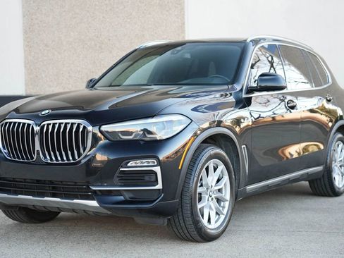 Used 2019 BMW X5 xDrive40i w/ Convenience Package AWD/4WD image 3