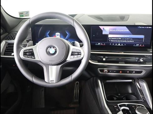 Used 2026 BMW X6 xDrive40i w/ Premium Package AWD/4WD image 8