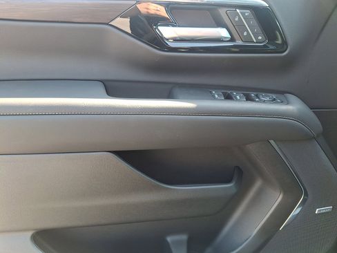 New 2026 Chevrolet Tahoe Z71 AWD/4WD image 9