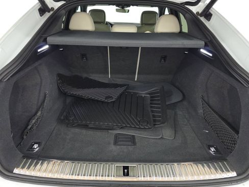 Used 2023 Audi e-tron Premium w/ Convenience Plus Package image 12