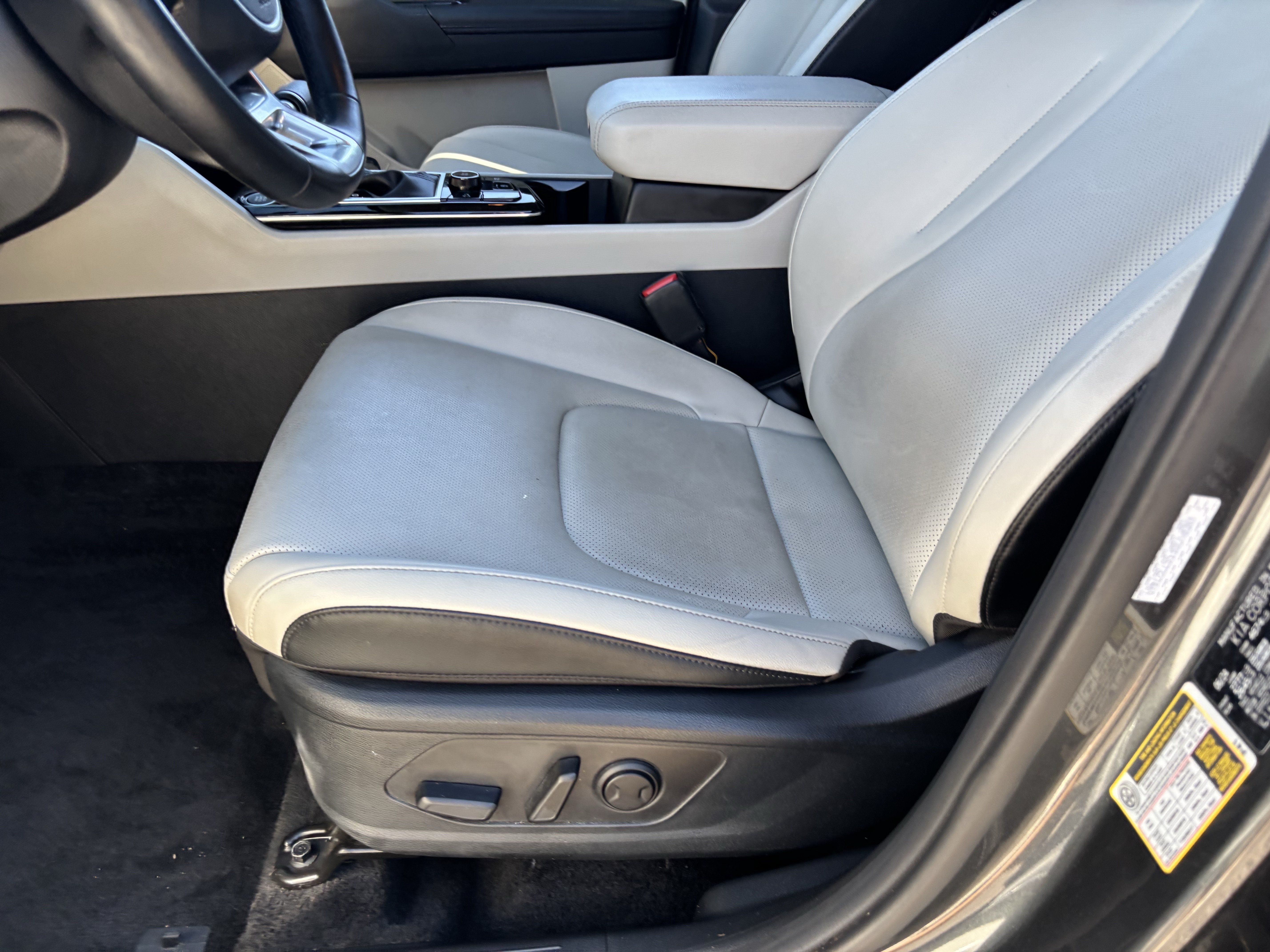 Certified 2025 Kia Sportage EX FWD image 18