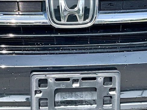 Used 2021 Honda Pilot Touring image 12