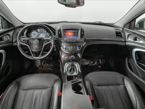 Used 2017 Buick Regal Sport Touring FWD image 21