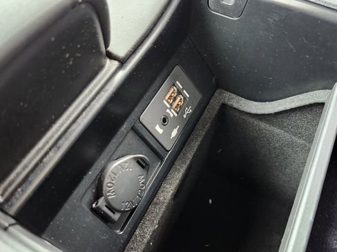 Used 2022 Lexus RX 450hL AWD w/ Premium Package image 43