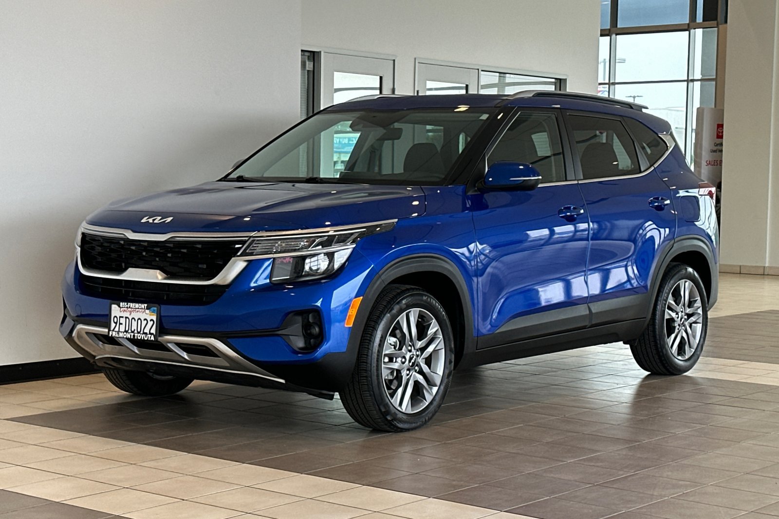Used 2023 Kia Seltos S FWD image 8