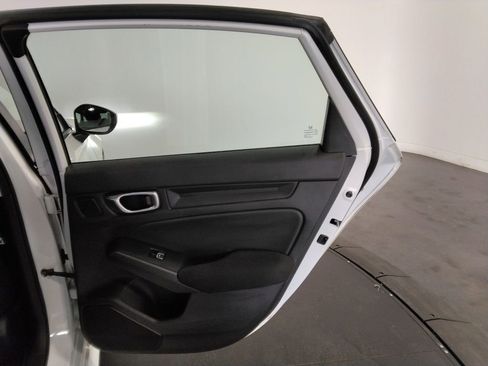 Used 2023 Honda Civic EX image 32