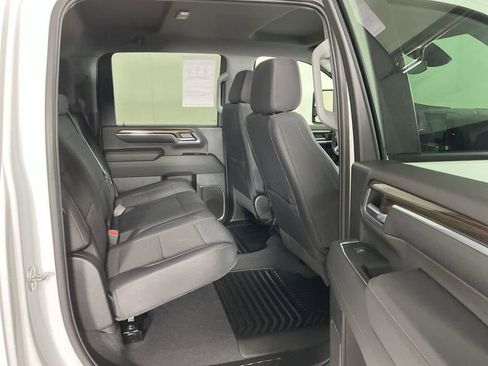 Used 2024 Chevrolet Silverado 2500 LT image 5