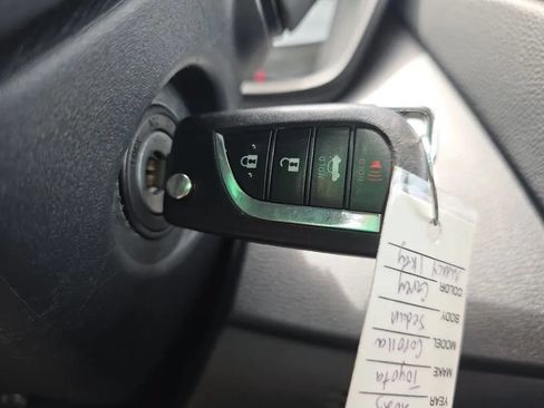 Used 2023 Toyota Corolla LE FWD image 31