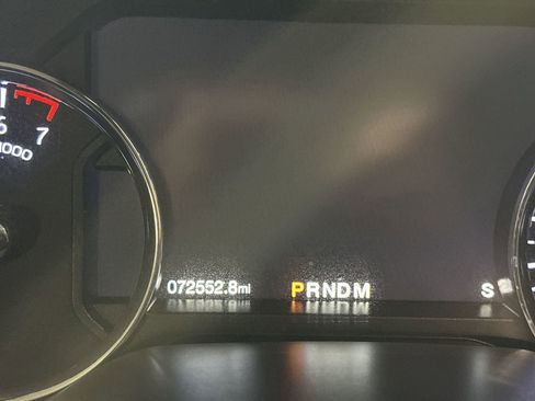 Used 2018 Ford Expedition Platinum image 19