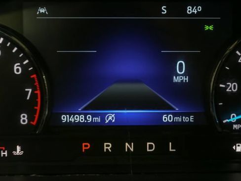 Used 2021 Ford Explorer XLT w/ Equipment Group 202A AWD/4WD image 34