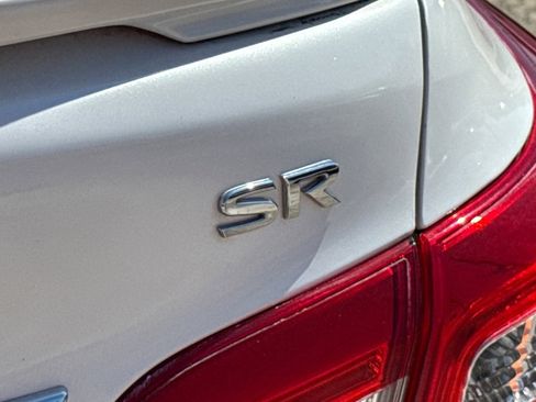 Used 2019 Nissan Sentra SR w/ Exterior Package image 11