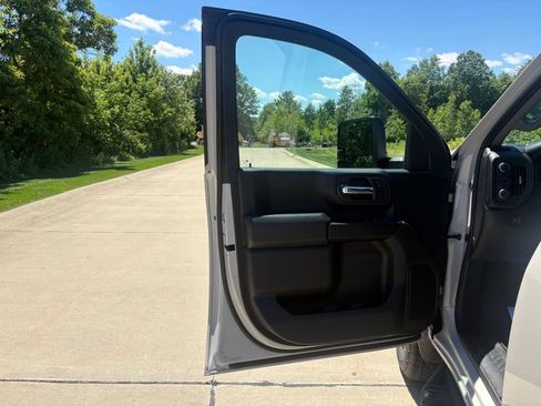 New 2026 Chevrolet Silverado 2500 Custom w/ Custom Value Package AWD/4WD image 13