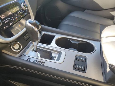 Certified 2022 Nissan Murano SV image 33