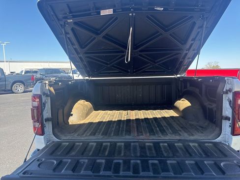 Used 2019 RAM 1500 Big Horn image 13