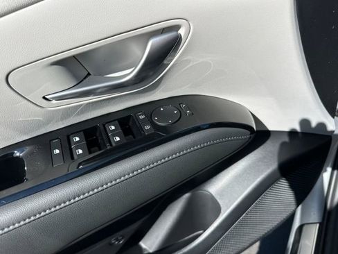New 2026 Hyundai Tucson Limited image 11