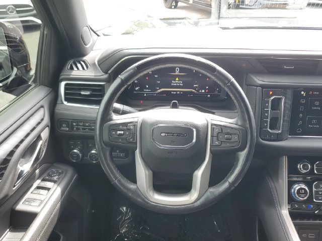 Used 2023 GMC Yukon Denali w/ Denali Reserve Package AWD/4WD image 18