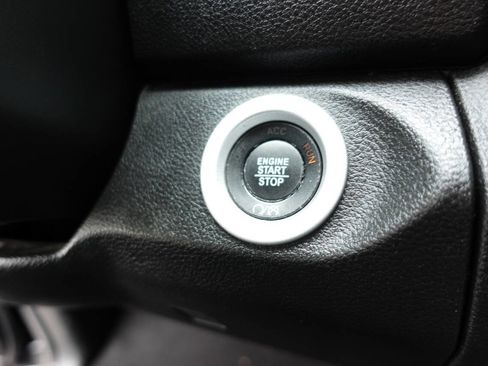 Used 2023 RAM 1500 Classic SLT w/ Electronics Convenience Group AWD/4WD image 49