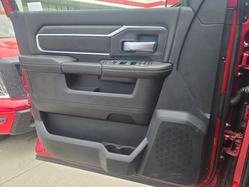 New 2026 RAM 2500 Big Horn AWD/4WD image 13
