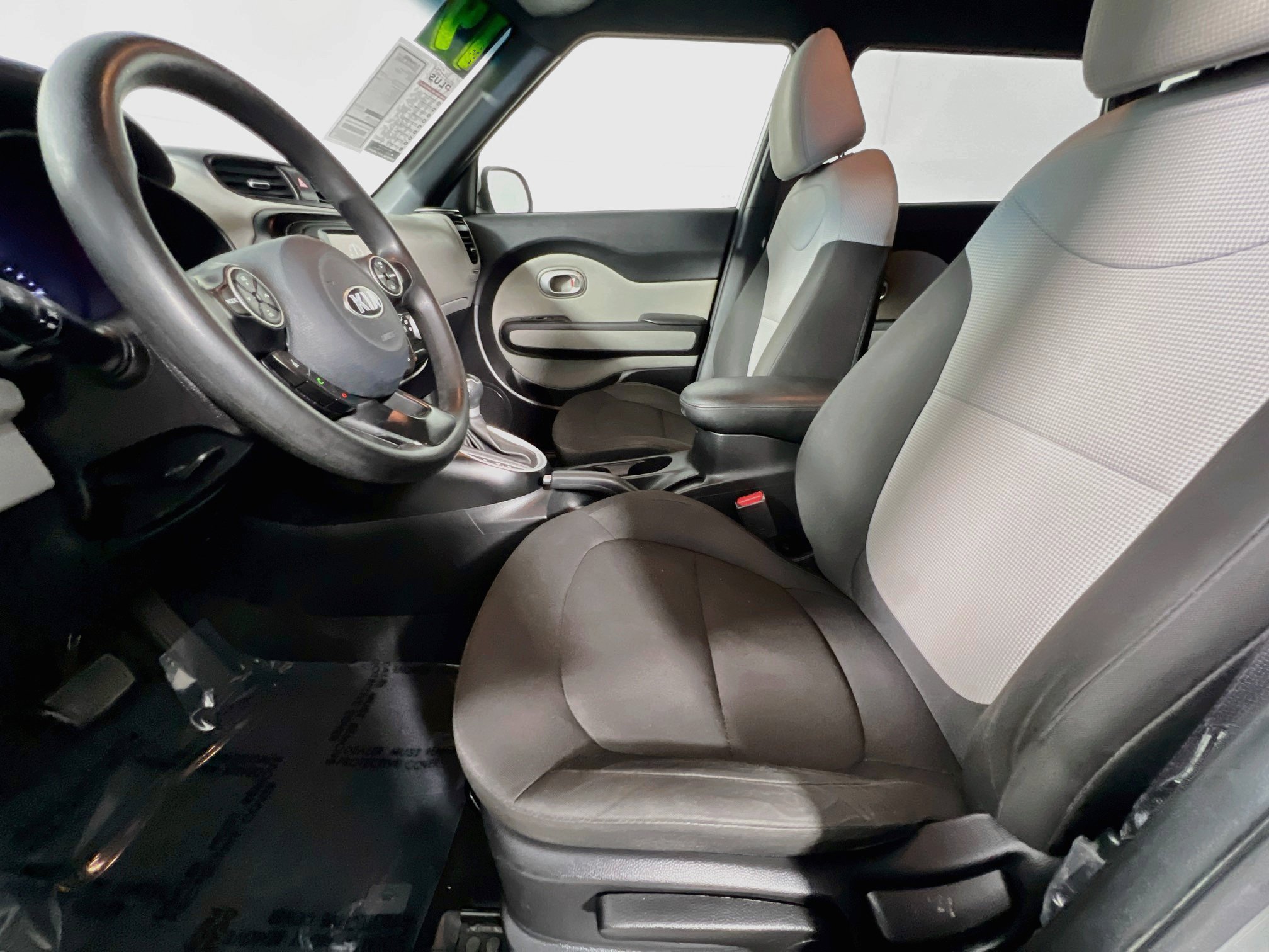 Used 2019 Kia Soul FWD image 15