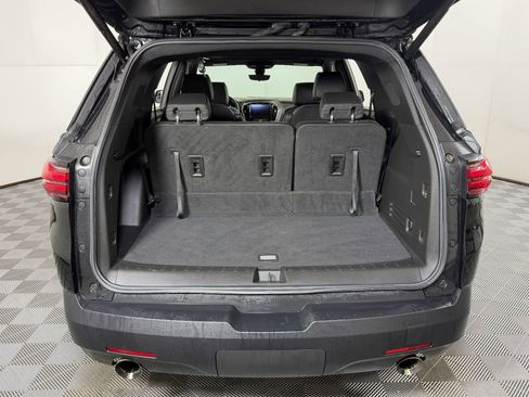 Used 2023 Chevrolet Traverse RS AWD/4WD image 8