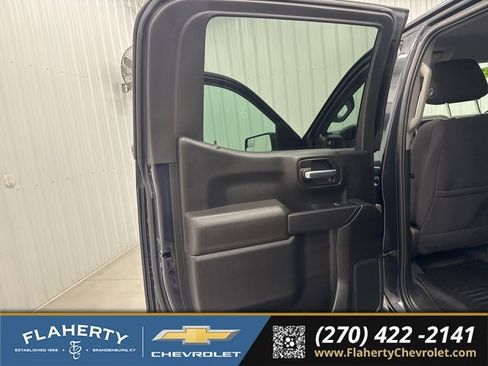 Used 2023 Chevrolet Silverado 1500 Custom AWD/4WD image 10