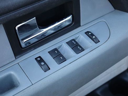 Used 2012 Ford F150 XLT w/ XTR Pkg image 32