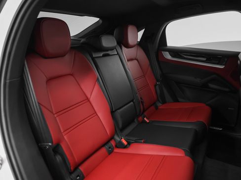 Certified 2026 Porsche Cayenne Coupe AWD/4WD image 23
