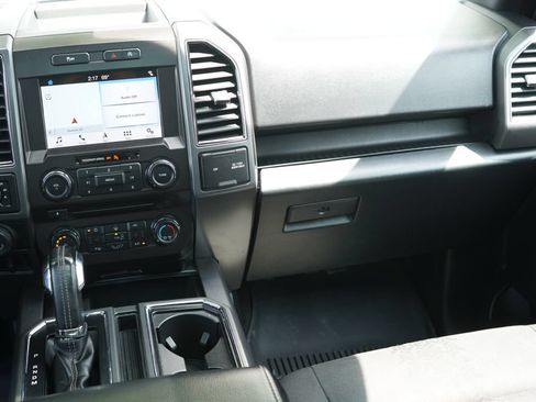 Used 2018 Ford F150 XLT w/ Equipment Group 302A Luxury AWD/4WD image 24