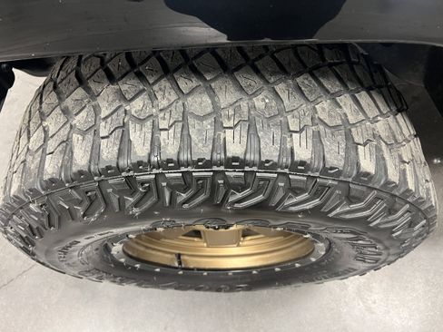 Used 2018 Jeep Wrangler Unlimited Sport image 11