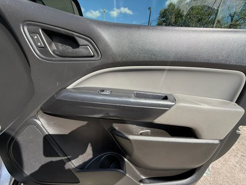 Used 2020 Chevrolet Colorado W/T image 21
