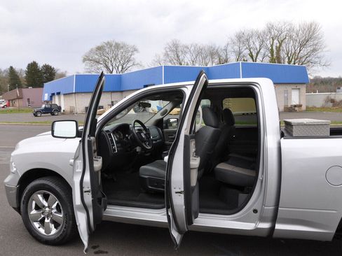 Used 2016 RAM 1500 Big Horn image 19