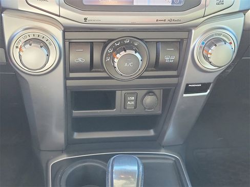 Used 2018 Toyota 4Runner SR5 image 28