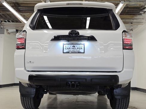 Used 2020 Toyota 4Runner TRD Off-Road Premium w/ Moonroof Package AWD/4WD image 16