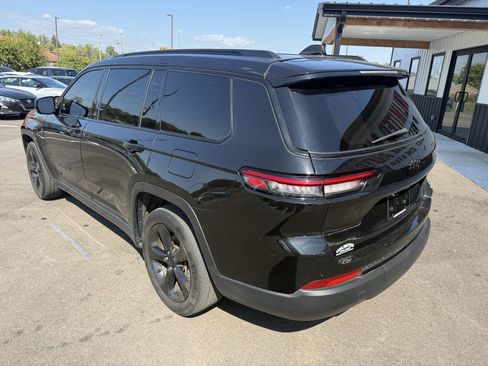 Used 2021 Jeep Grand Cherokee L Laredo image 10