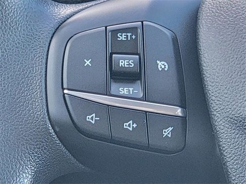 Certified 2022 Ford Escape SE image 33