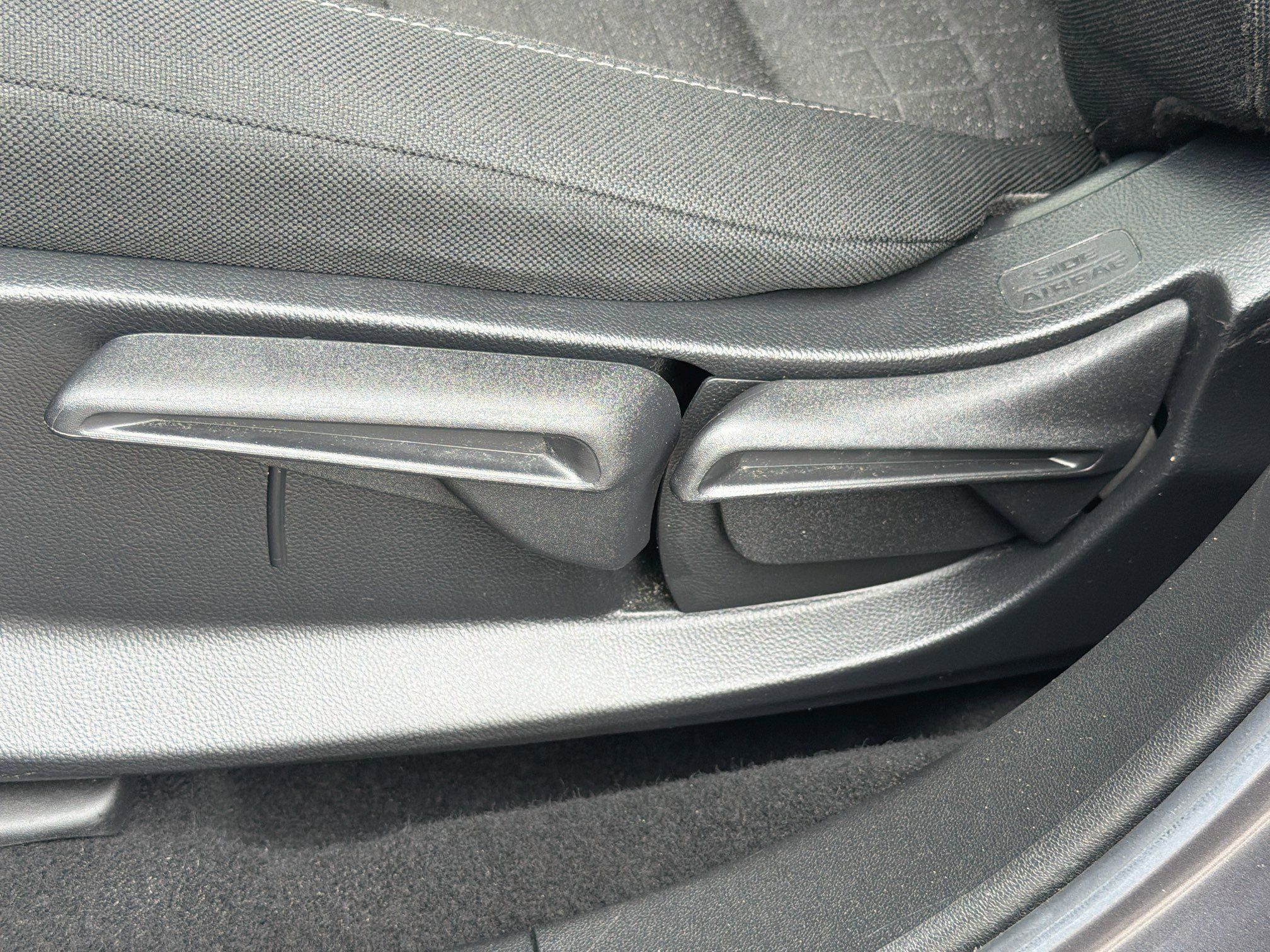 Used 2024 Honda HR-V LX image 23