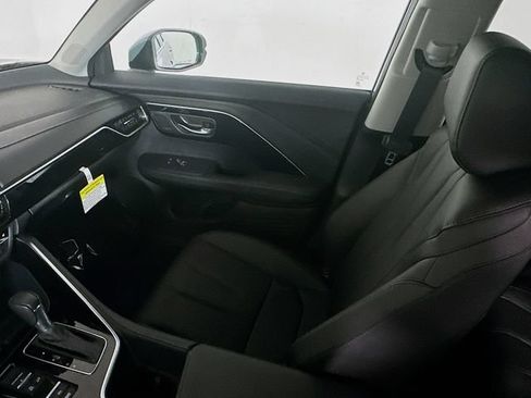 Used 2025 Acura ADX FWD image 23